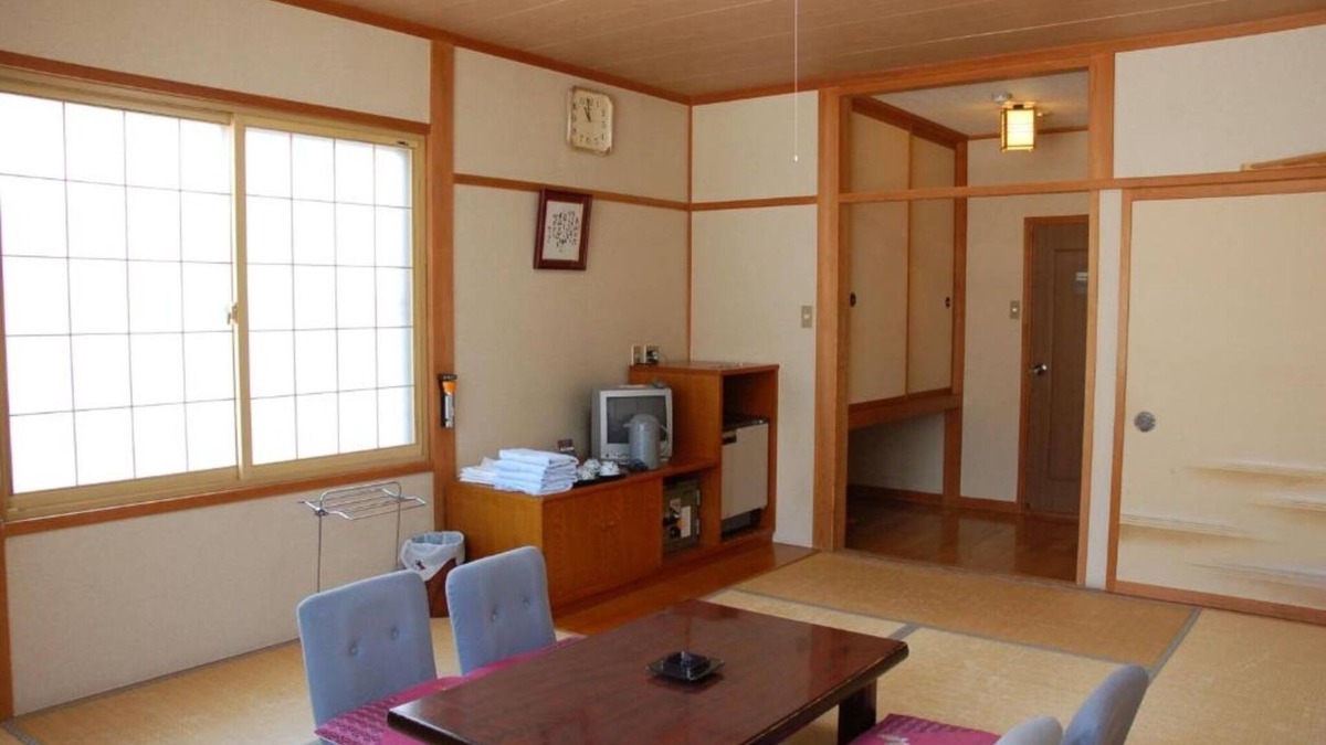 Iida Hotel | Japanese style room available for 3 people/Kitaazumi-gun Nagano
