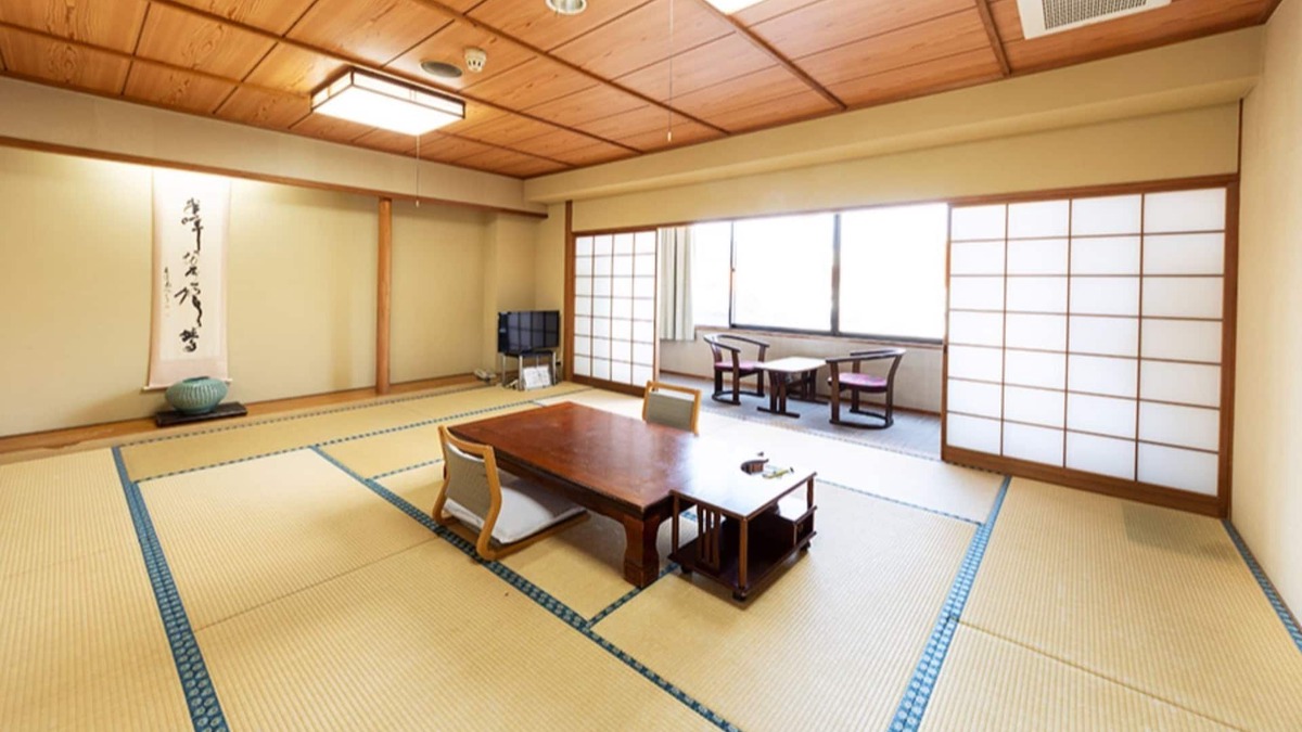 Matsuura Hotel | Japanesestyle room 15 tatami mats smoking Brea/Matsuura Nagasaki