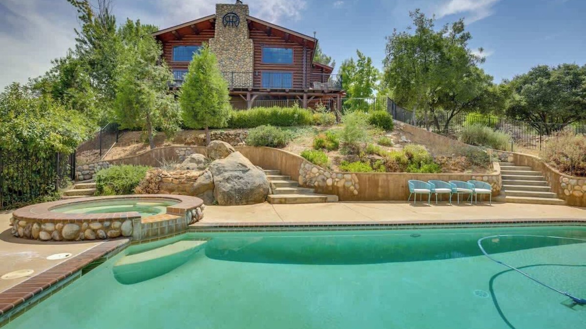 Alpine Cabin | Japatul House w Pool & Spa 5 Star Google Reviews