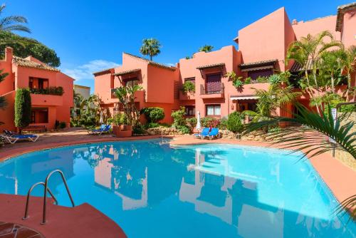 Nikki Beach Apartment | Jardines de Don Carlos Marbella