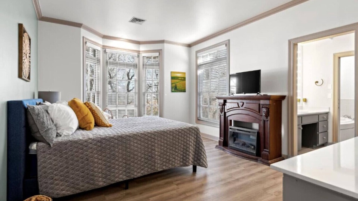 Ramona Bed & Breakfast | Jarrett Farm - Executive Suite