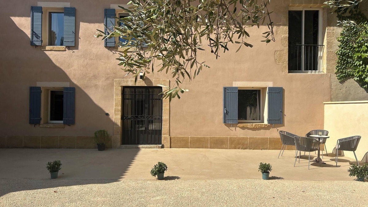 Cavaillon Other | JAS DE LA CASCADE LES VIGNERES Luxury Estate in Provence, swimming, 3 lodging