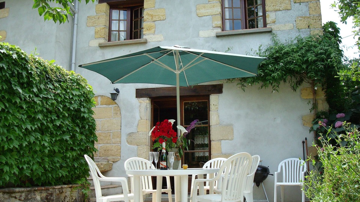 Barie House | Jasmin Stone country house