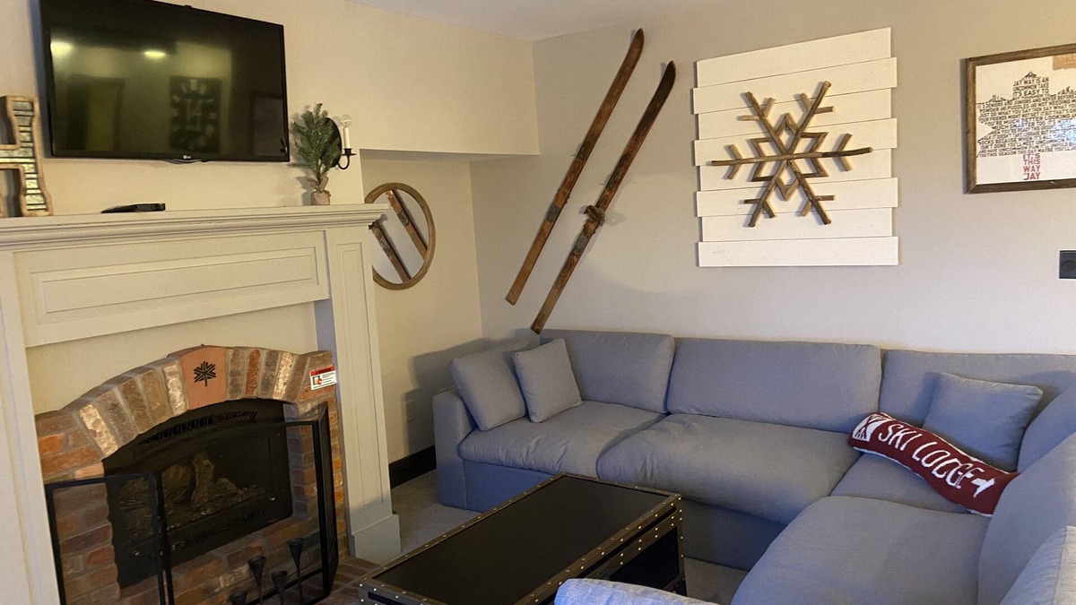 North Troy Condo | Jay Peak ski-in ski-out bliss just steps away from Grammy Jay