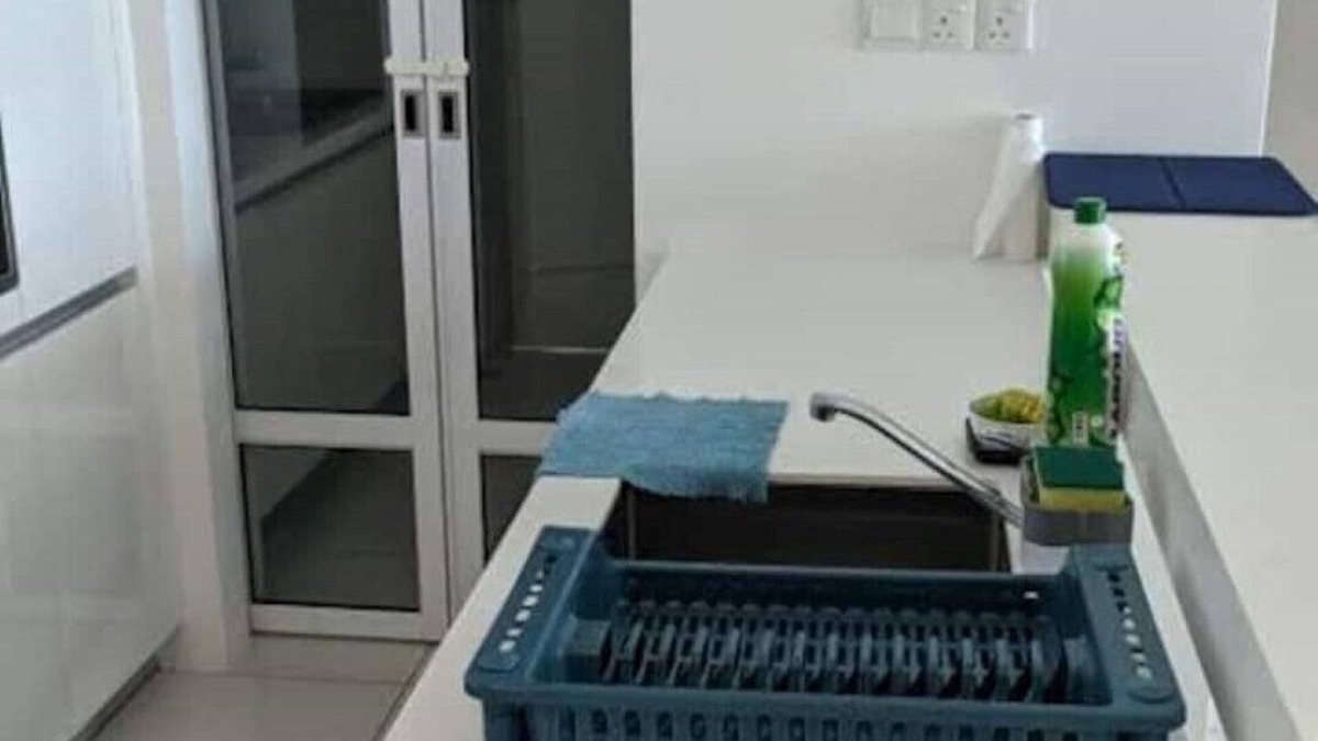 Seri Tanjung Pinang Condo | Jazz 222: Cosy 2-Bedroom Suite with Seaview