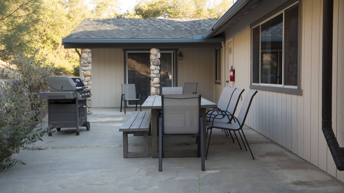 Oakhurst House | Jean Mountain Resort