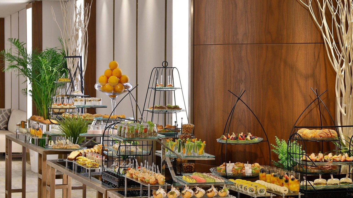 Al Bawadi Hotel | Jeddah Marriott Hotel Madinah Road
