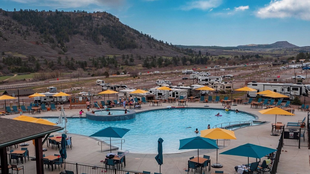 Larkspur Hotel | Jellystone Park at Larkspur