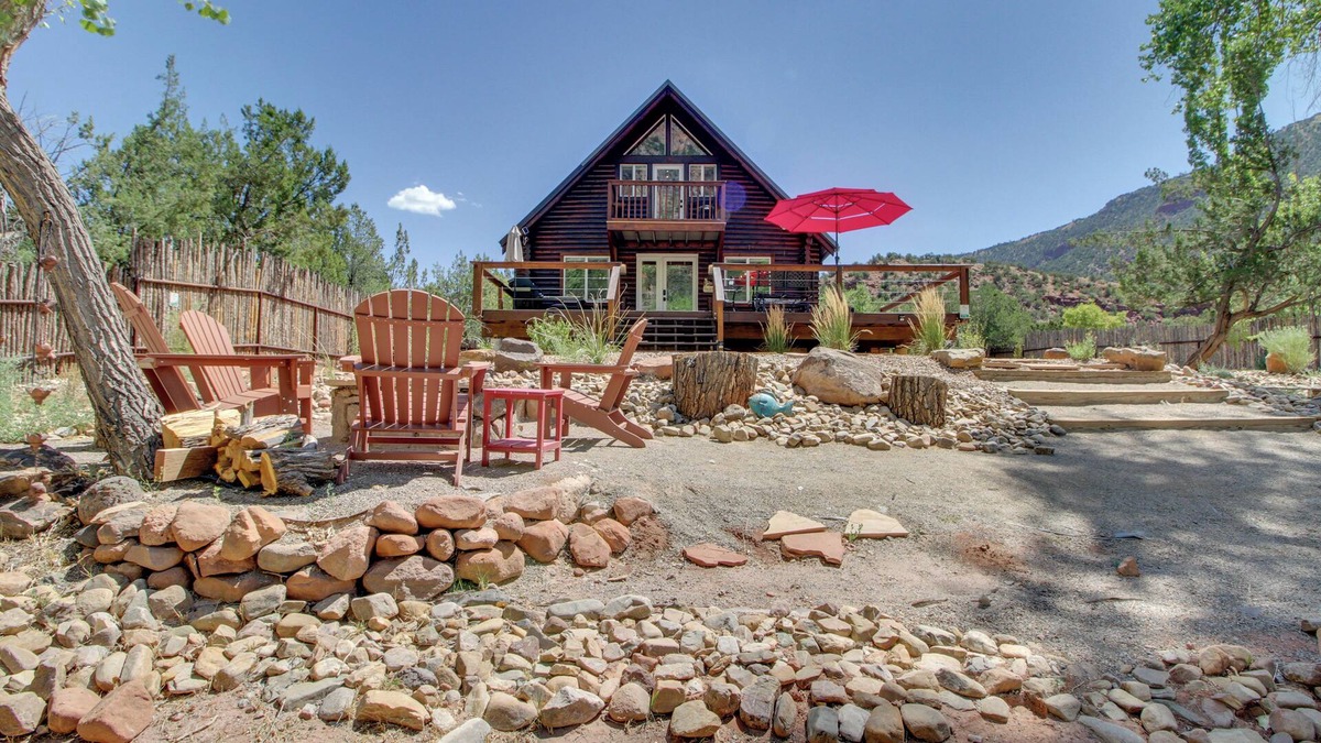 Jemez Springs House | Jemez Springs Mountain Oasis - Hot Springs Nearby!