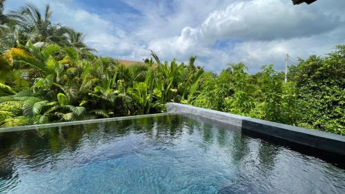 Wok Tum Villa | Jenna