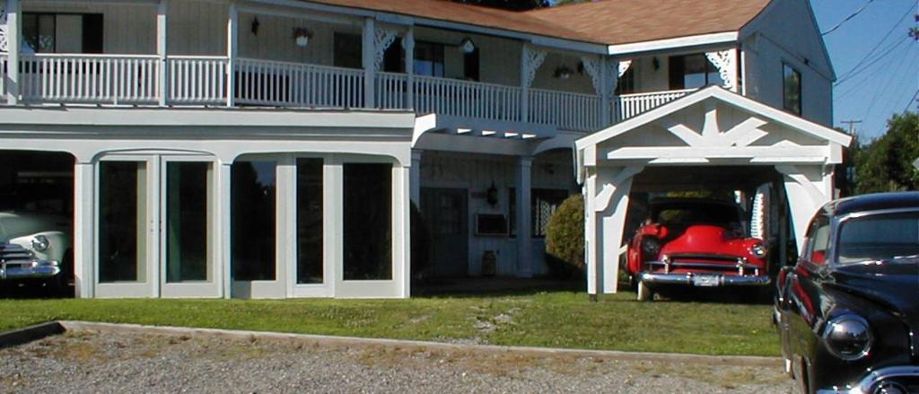 Stanfordville Bed & Breakfast | Jenny's Country Manor