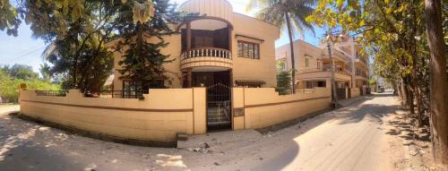 Bengaluru Villa | Jeraisyl-Family-3 Spacious AC Bedroom Luxurious Peaceful Bungalow