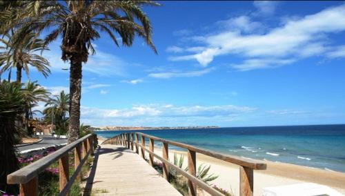 Mil Palmeras Apartment | Jessica Beach Apartments