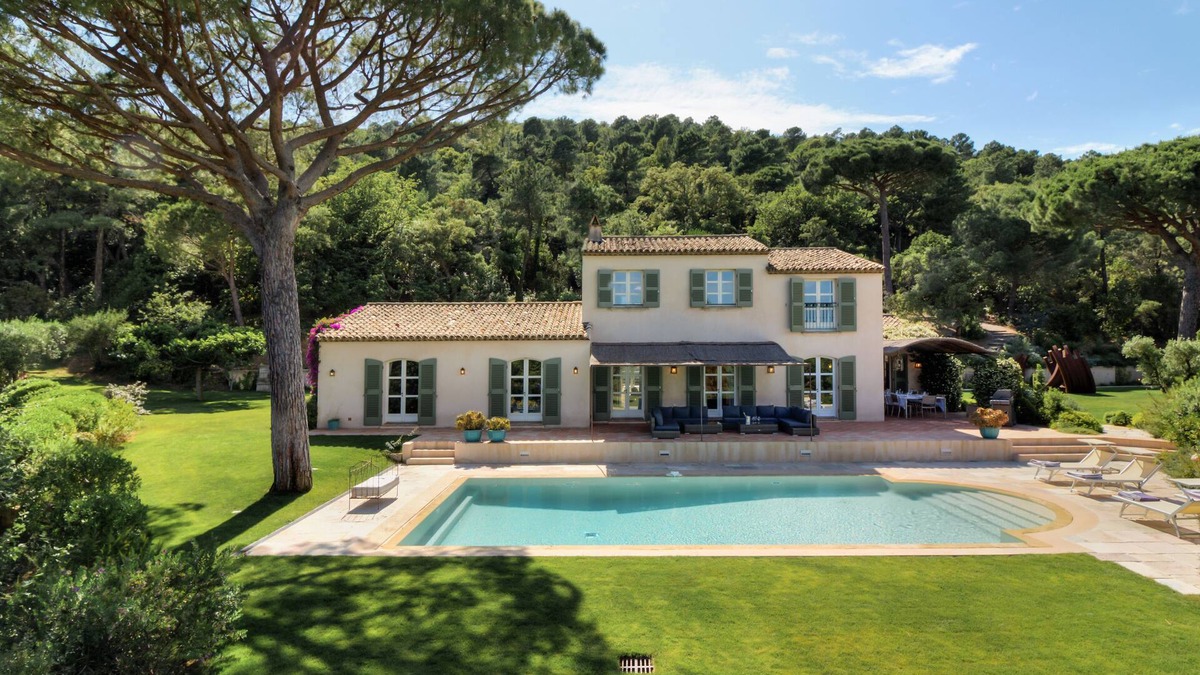 Gassin Villa | Jewel nested in the middle of the vineyards
