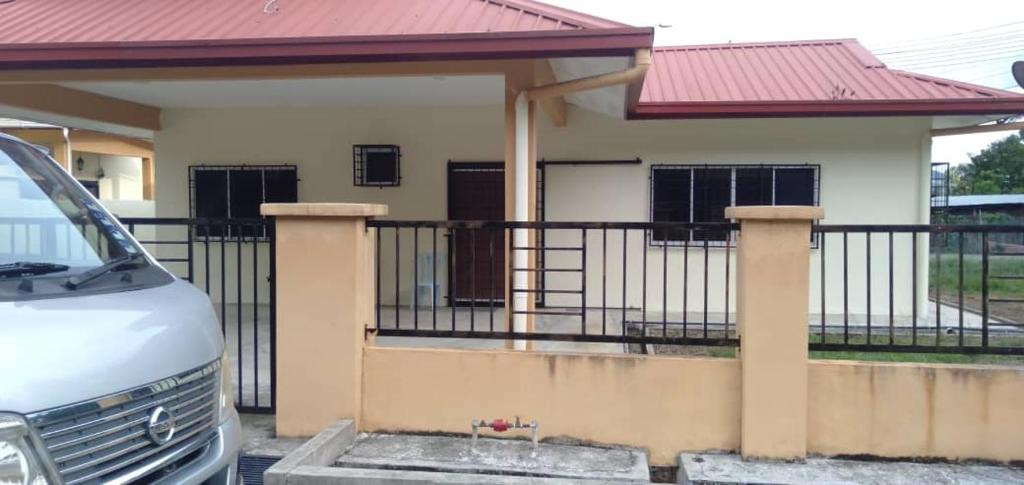 Tambunan House | JJ Guesthouse