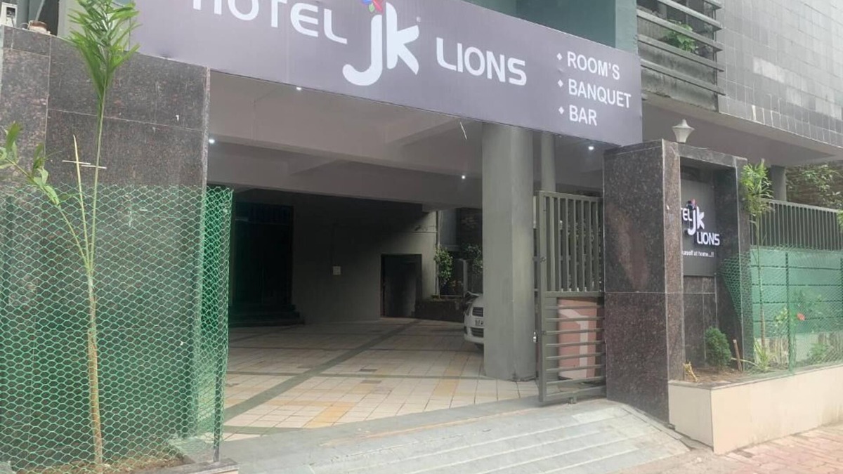 Kamthi Hotel | JK Rooms 147 Lions - Best Budget Hotel In Koradi Nagpur