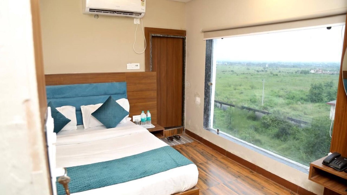 Mhow Hotel | JMC Hotel Safar Inn Mhow