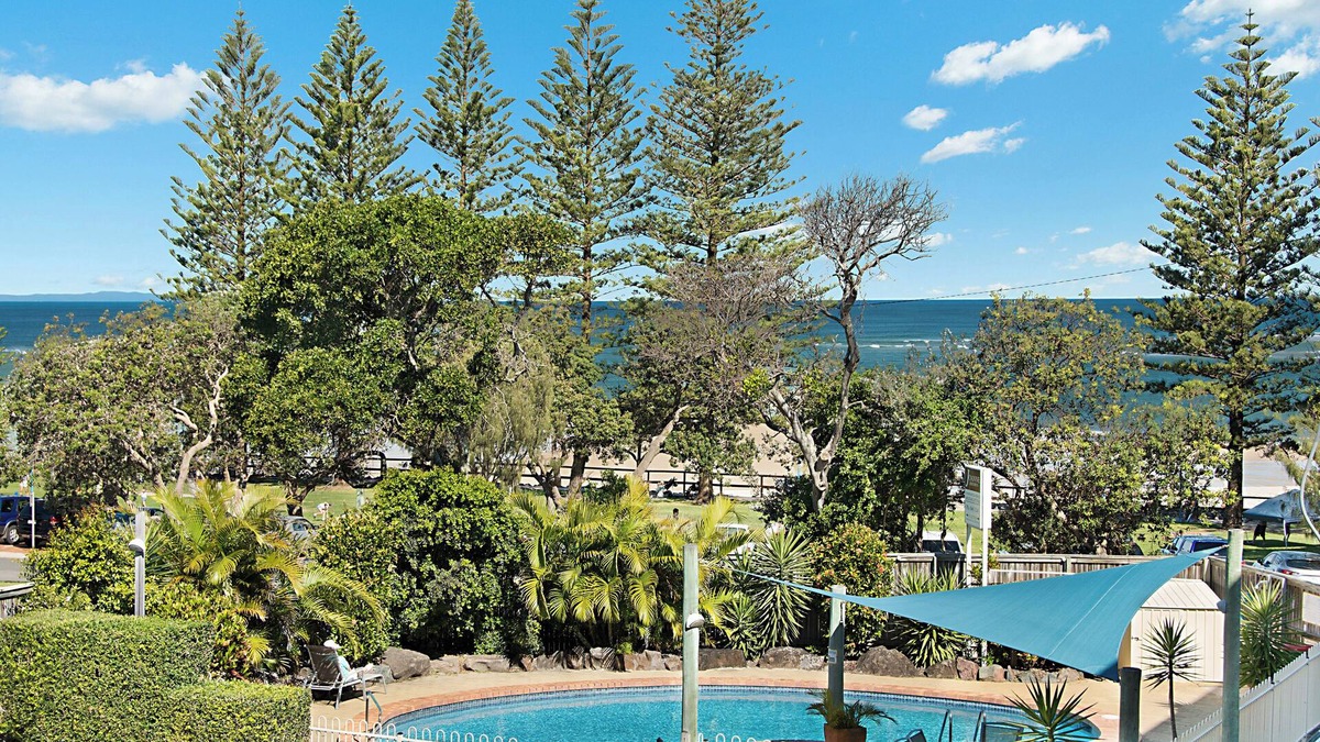 Moreton Bay Region Apartment | Joanne Apartments-2 bedroom apartment with sea views from your balcony