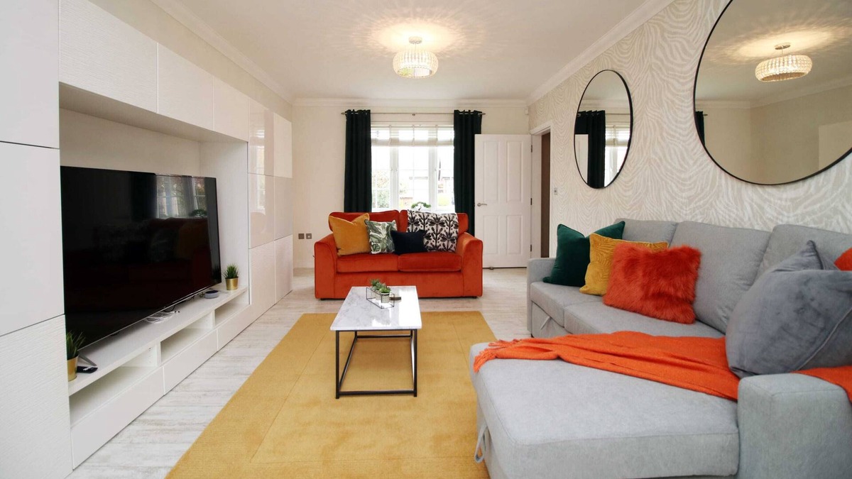 Llantarnam House | John Fielding by Mia Living a Stunning 5 Beds, 3 Baths House