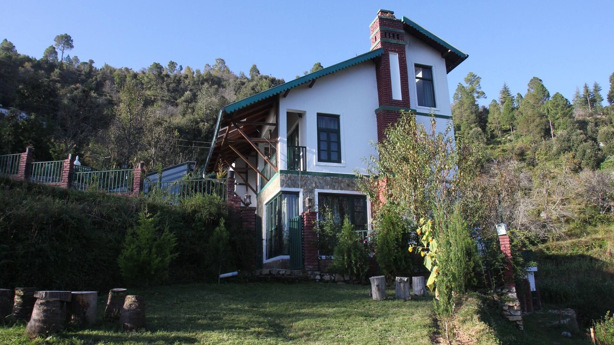 Mukteshwar Cottage | Joie de Vivre- Charming cottage with 6 bedrooms in Mukteshwar