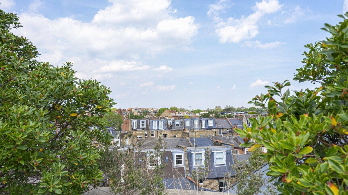 Addison Apartment | JOIVY Architectural gem w/ pool & terrace in West London