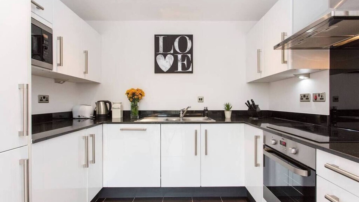 Charlton Apartment | JOIVY Cosy apartment next to Westcombe Park