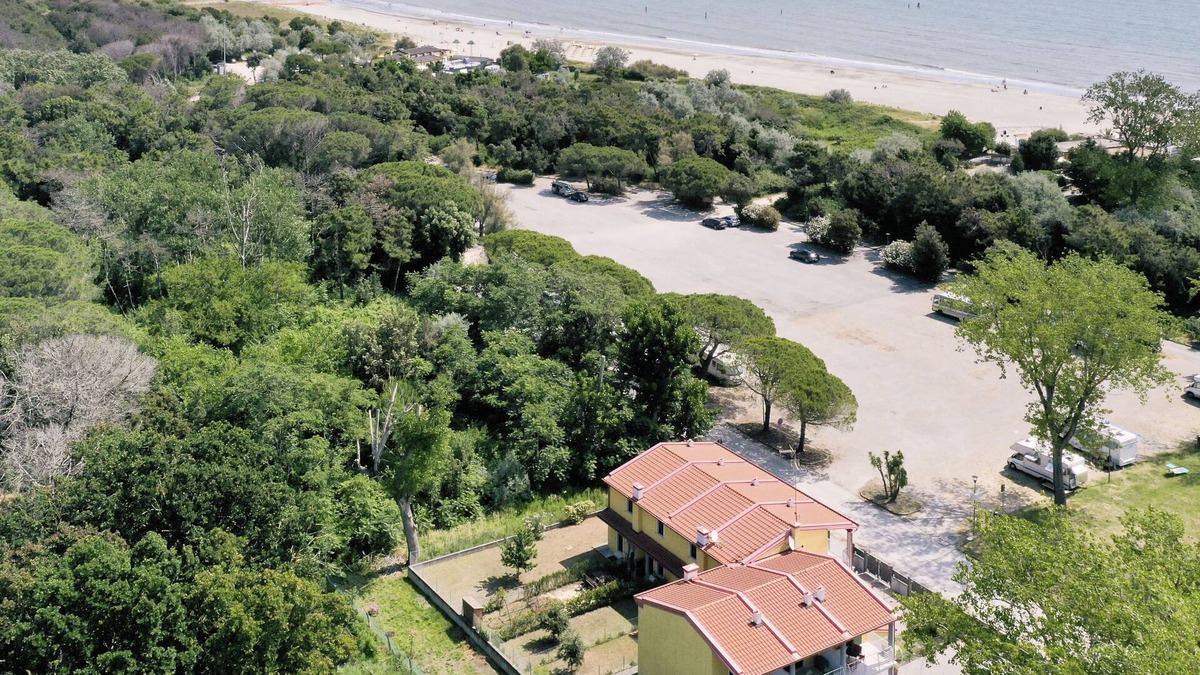 Lido di Volano House | Jolanda by Interhome