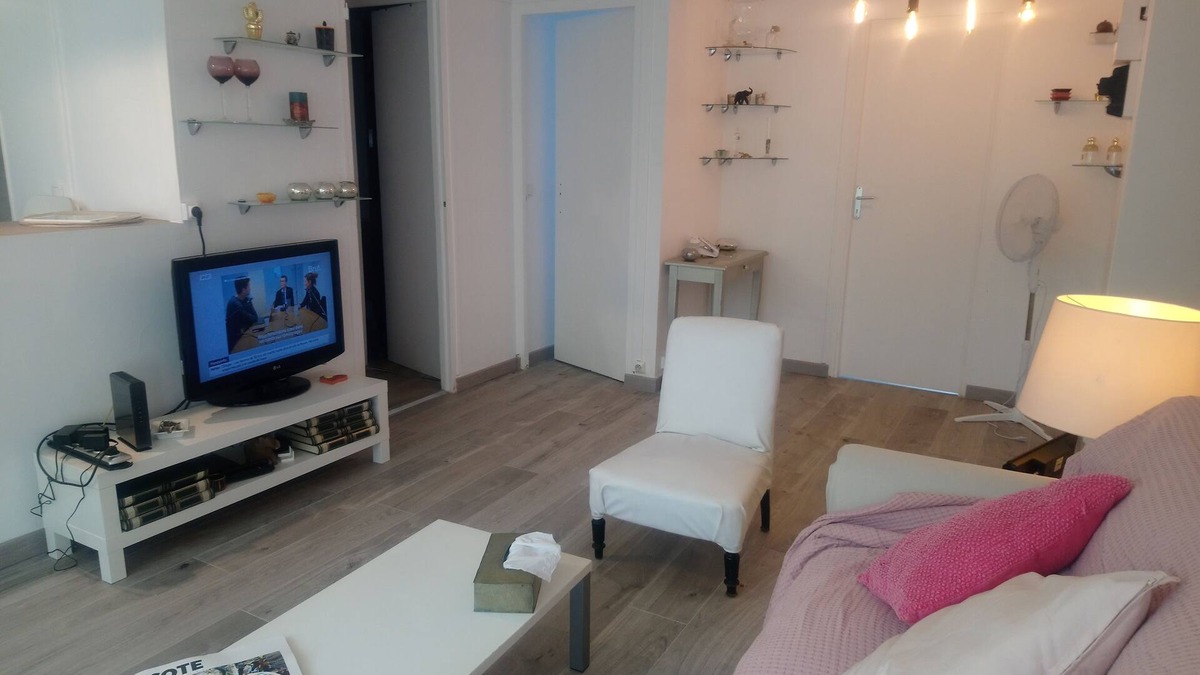 Maisons-Laffitte Apartment | Joli Appartement en Banlieue 20 Minutes de Paris, Classée Monument Historiqu