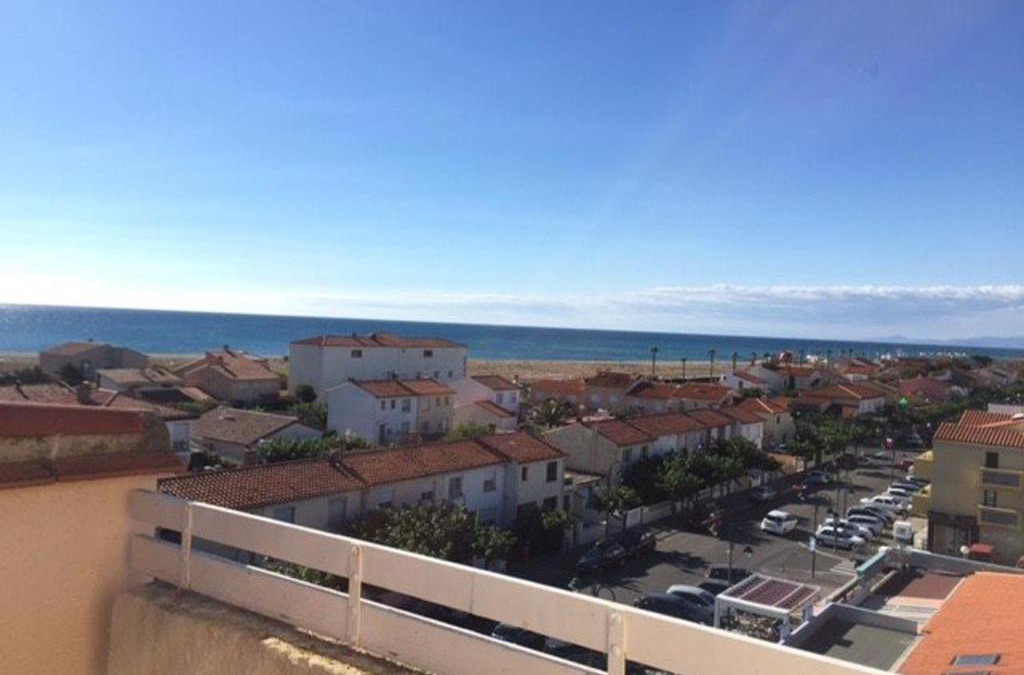 Le Barcares Apartment | Joli Duplex avec Vue Mer, 4 Pers, Plage et Commerces à Proximité, Parking Privé, Non Fumeur - FR-1-81-170