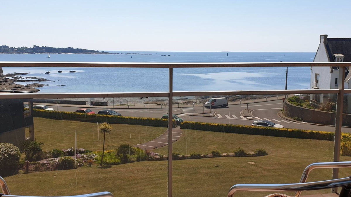 Kerherou Apartment | Joli Studio Avec Grand Balcon vue mer