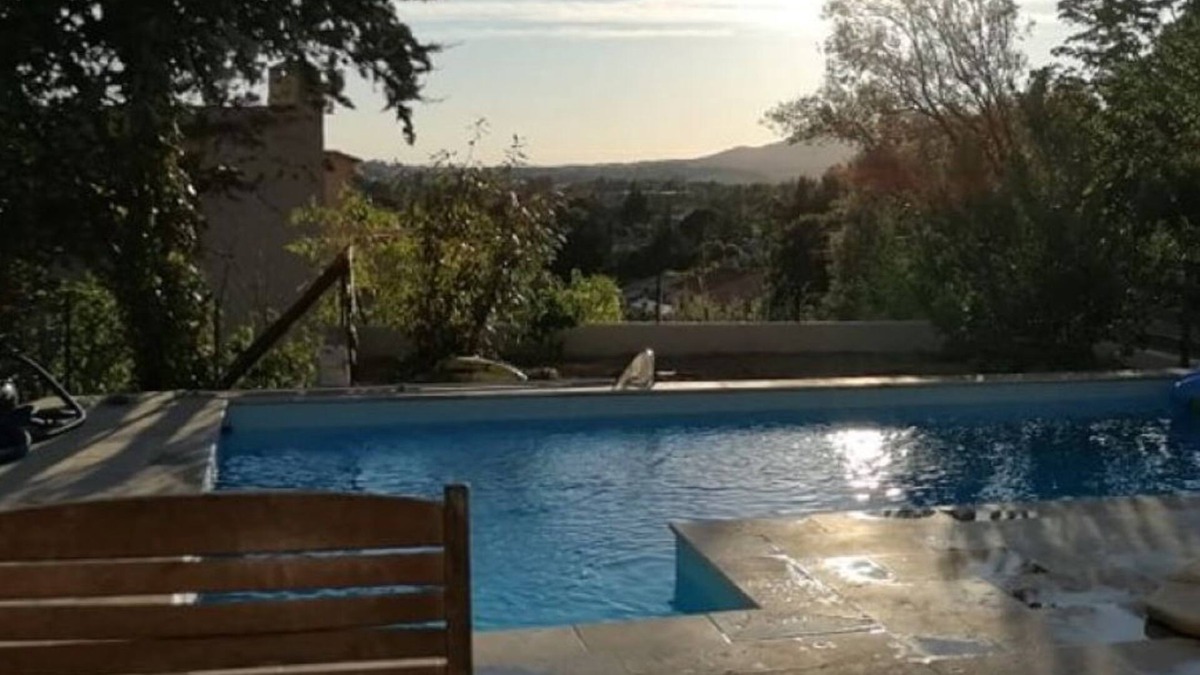 Gemenos Apartment | Joli T1 au Calme, Entre Collines et Littoral; Idéal Pour Explorer la Région!
