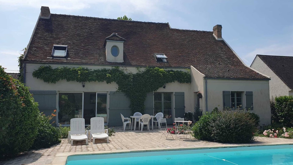 Dammartin-sur-Tigeaux House | Jolie Maison Haut de Gamme Avec Piscine Chauffée et Belle vue sur Nature