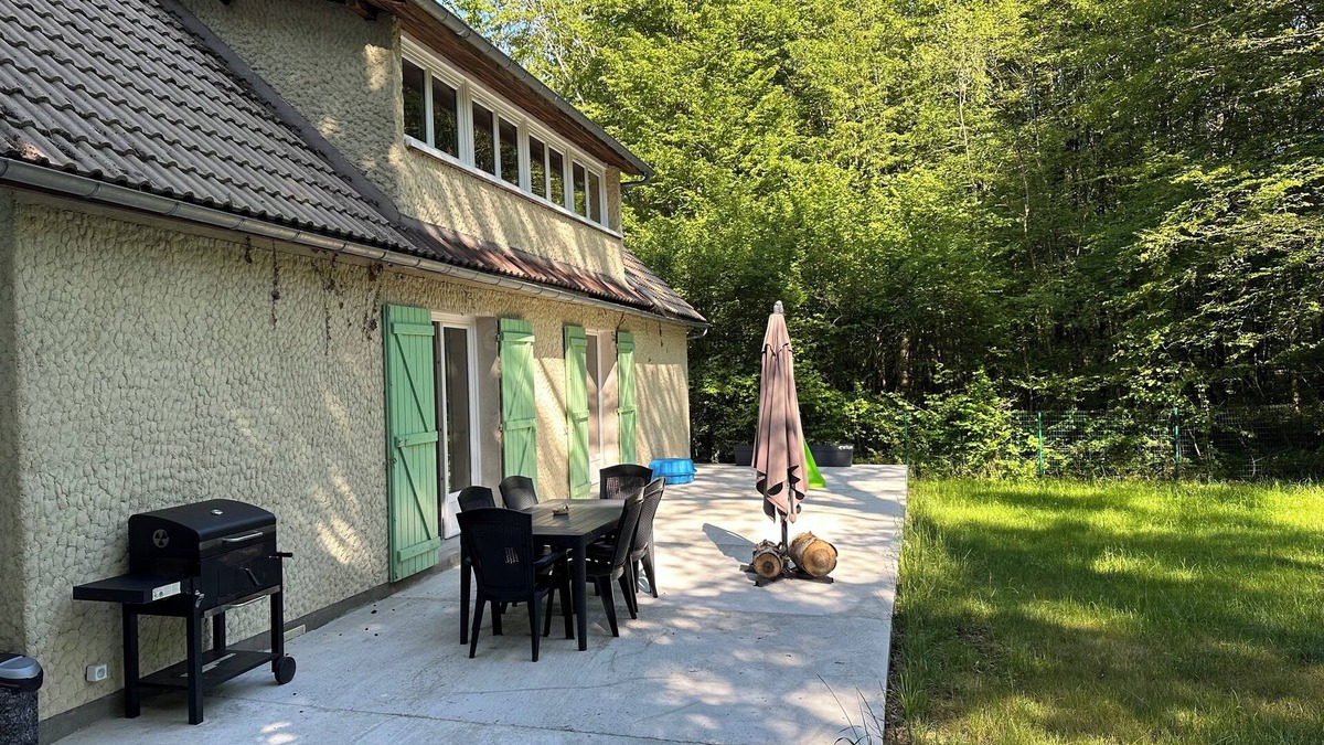 Saint-Fargeau Cabin | Jolie Maison à Saint Fargeau