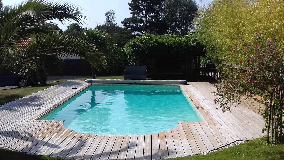 Landevieille Villa | Jolie villa avec piscine à 6 kms des plages