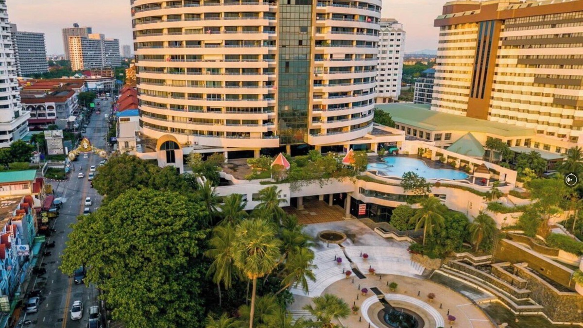 Jomtien Apartment | Jomtien PLAZA Condotel. sleeps 3