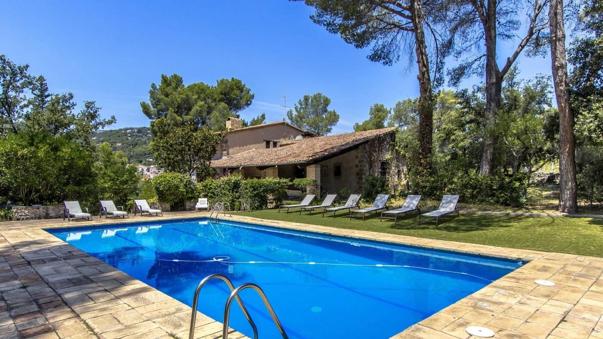 Castellar del Valles Villa | Josep Masia Castellar Reg 18 - R