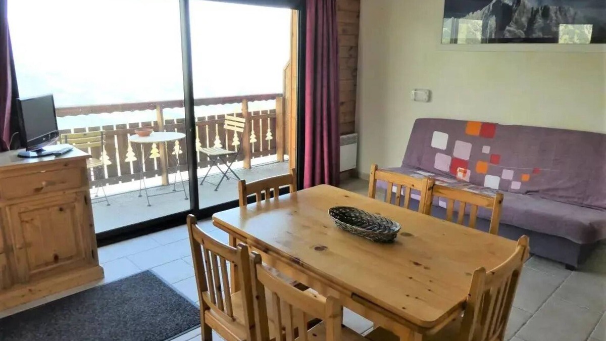 Reallon Apartment | Joubelle Residence - Beautiful view in this T3 of 6 beds in Réallon