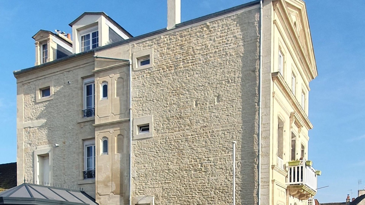 Courseulles-sur-Mer Bed & Breakfast | Joyeux Reveil