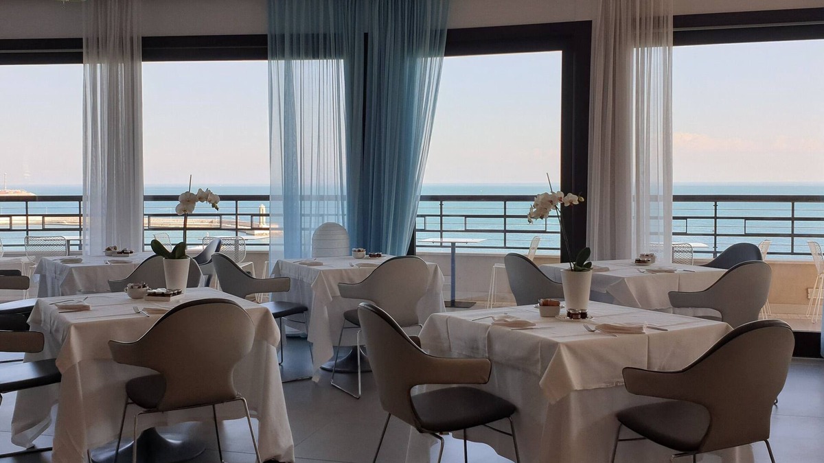 Municipio 1 Hotel | JR Hotels Bari Grande Albergo delle Nazioni