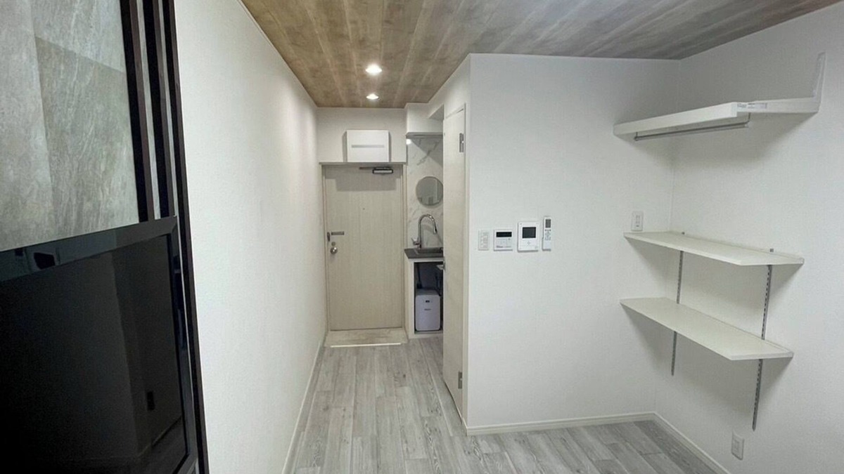 Okubo Apartment | JR/