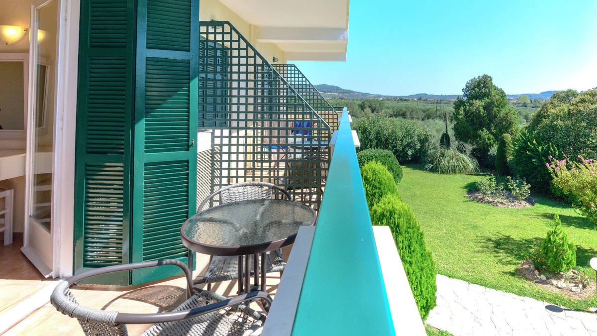 Kassandra Hotel | Julia Hotel