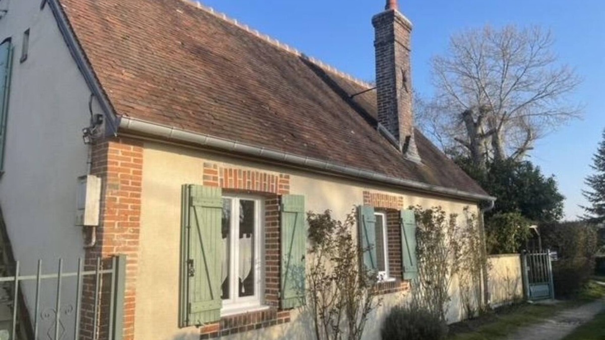 Gournay-le-Guerin Cottage | Juliette's garden