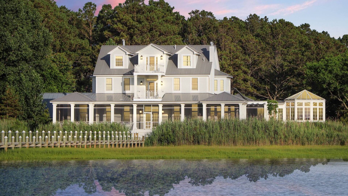 Chincoteague House | June's Retreat - Waterfront; Boat dock!