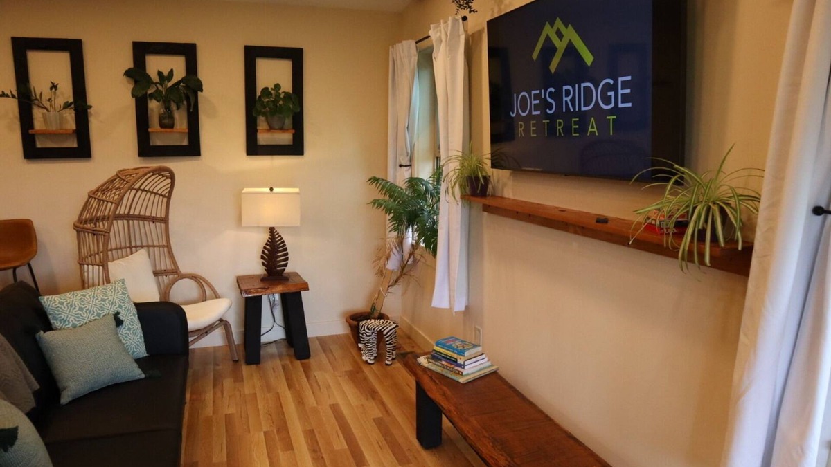 Cool Ridge Cabin | Jungle Boogie in Mountains