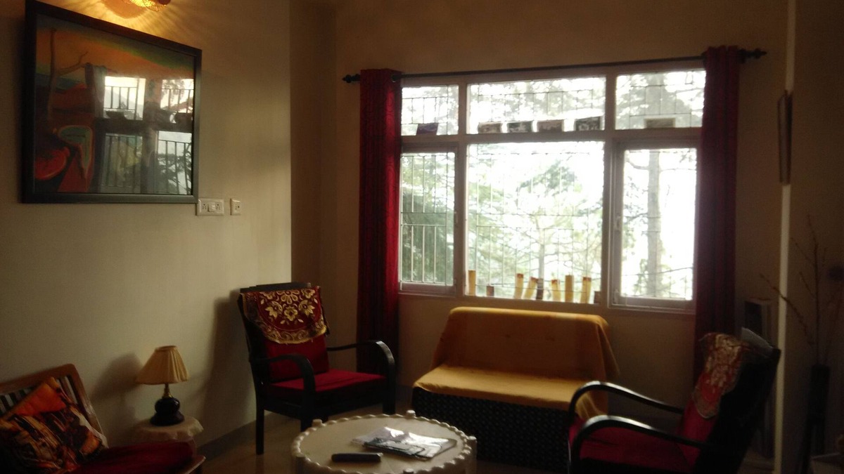 Shimla House | JUNGLE IN THE BACKYARD, MOUNTAIN VIEW IN FRONT