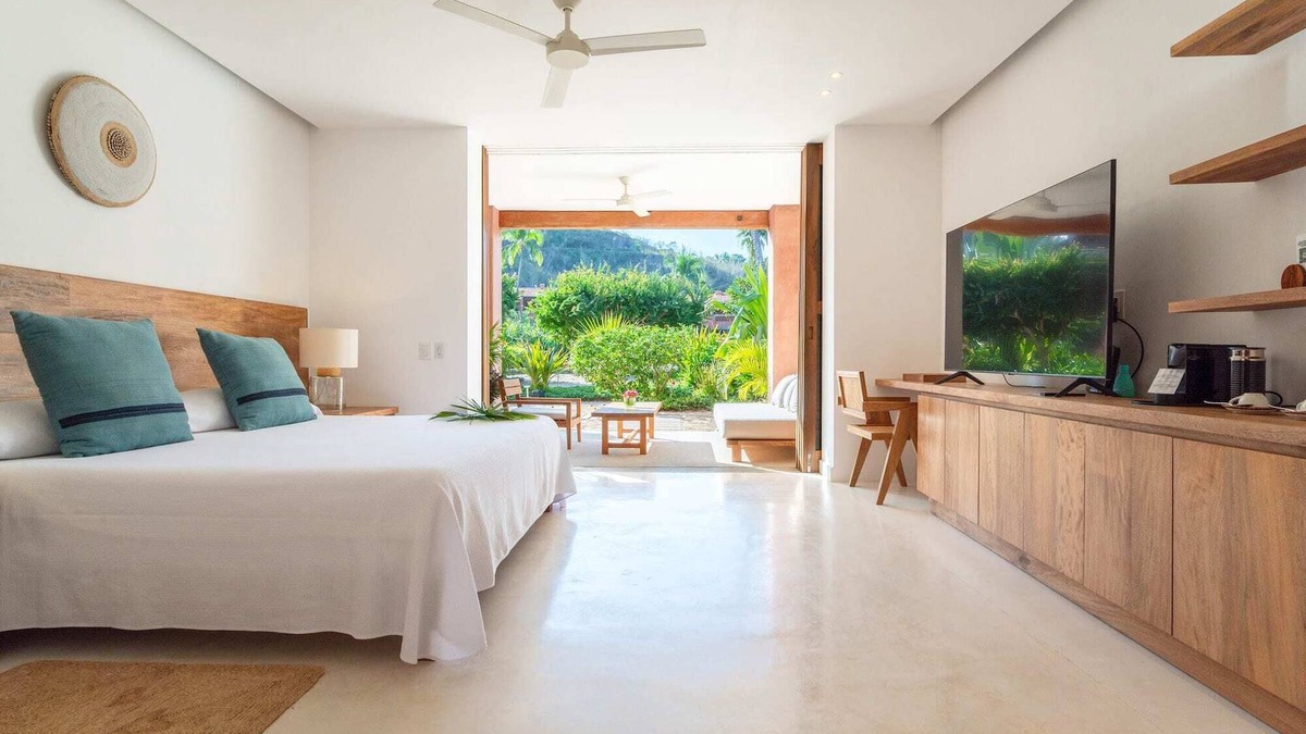 Costa Careyes Apartment | Junior Suite at El Careyes Club