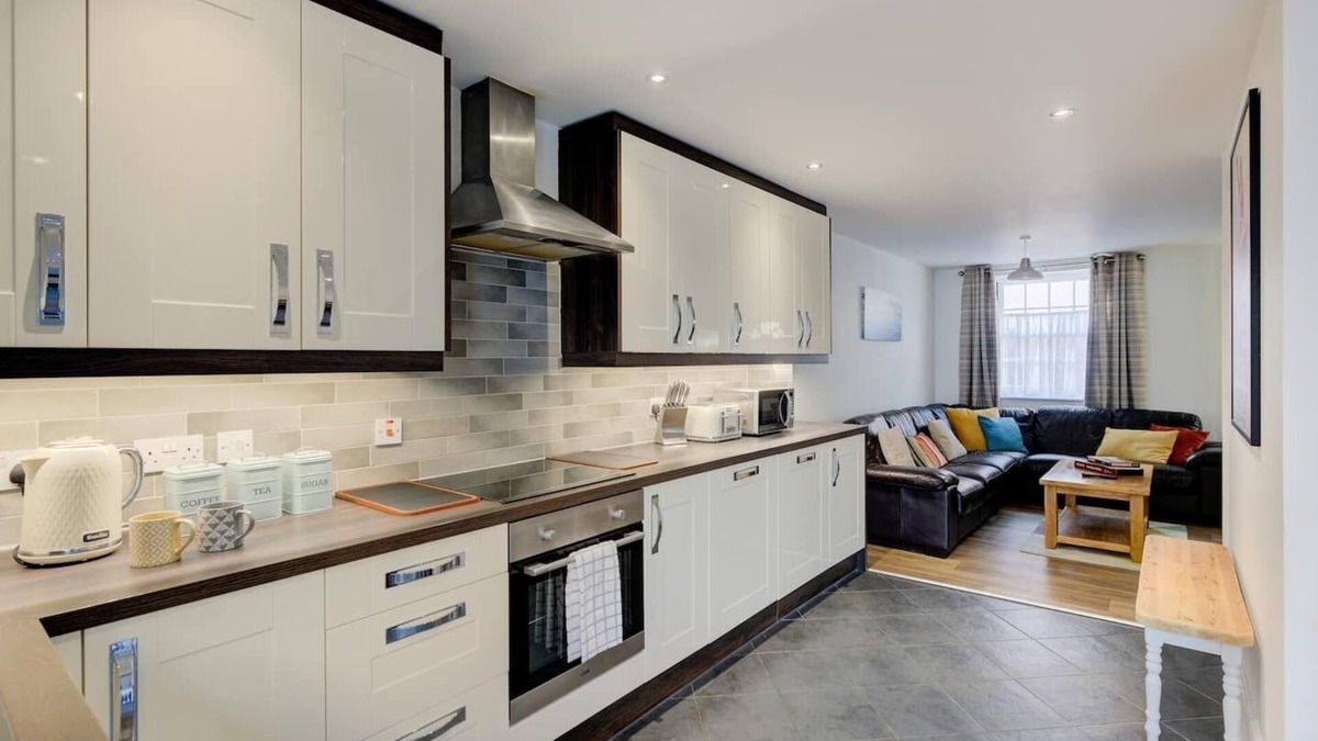 Harwich House | Juniper House by the sea