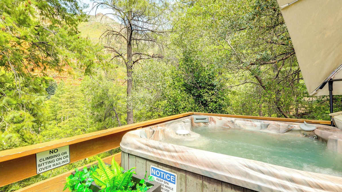 Sedona House | Junipine Resort Luxury Creek Home w/Spa & Views!