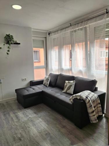 Carbajal de la Legua Apartment | Junto a San Juan deDios, El Rincón de Jere