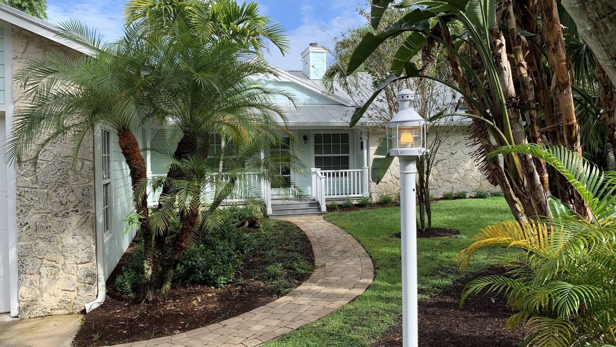 Jupiter House | JUPITER’S BEST KEPT SECRET - GATED COASTAL PARADISE ON PENNOCK POINT